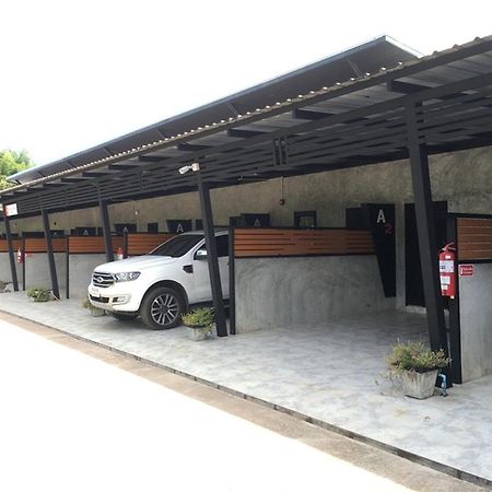 The Loft Resort Kabin Buri Luaran gambar